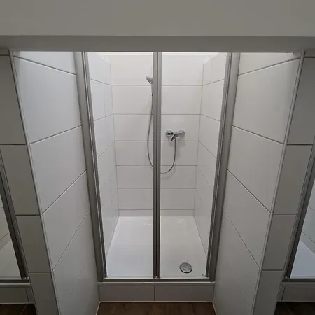 Privatunterkunft Gemuetliche Mit Balkon & Tv Lohmar